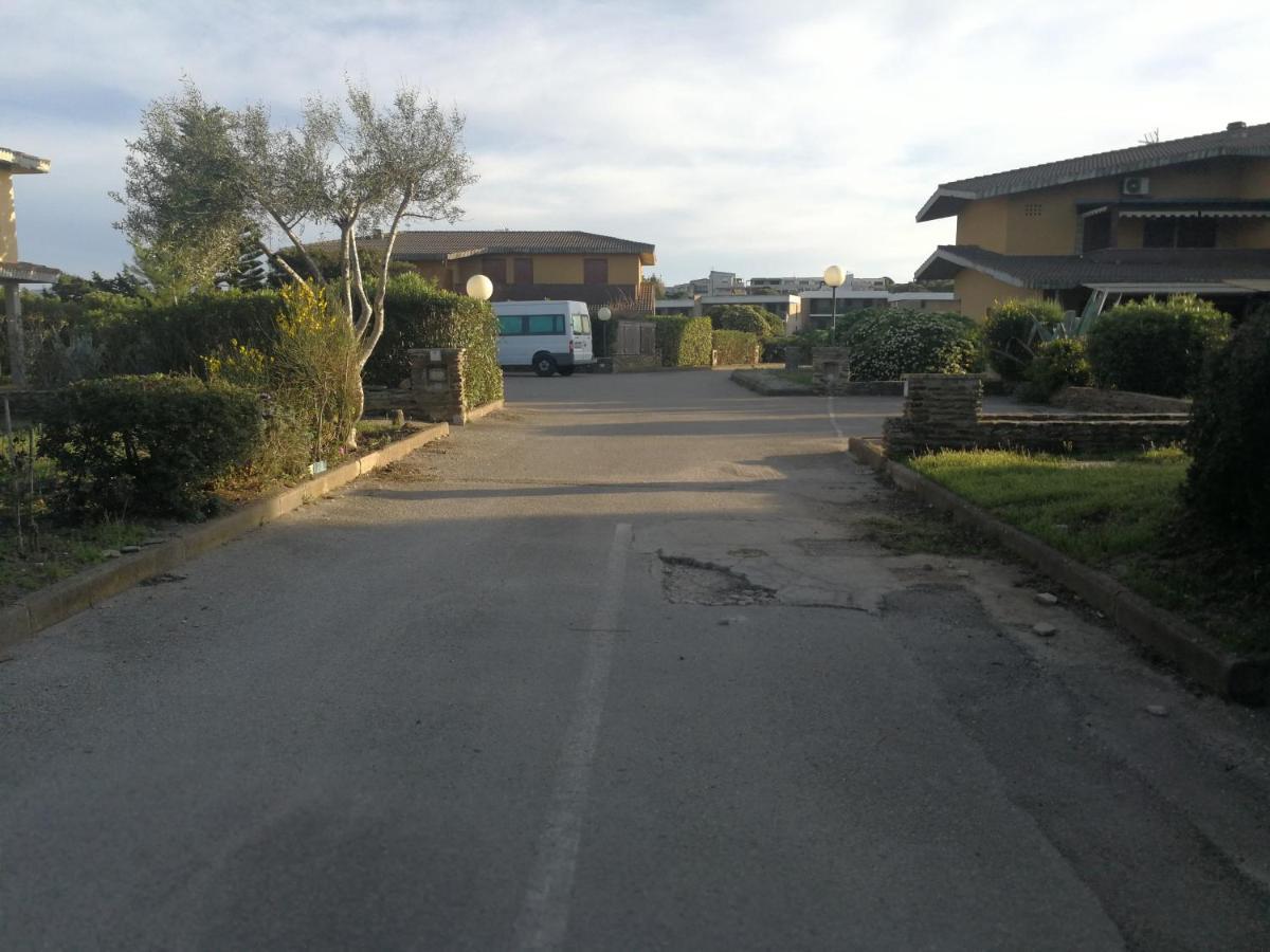 Appartement L' Elicriso, A Pochi Passi Dal Mare Con Giardino Privato - The Elicriso, A Few Meters From The Sea, With Private Garden à Stintino Extérieur photo